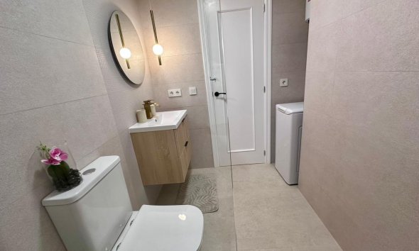 Resale - Apartment - Torrevieja - Estacion de autobuses