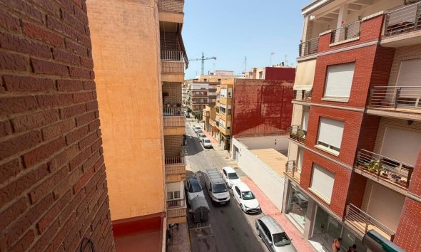 Reventa - Apartamento / Dúplex - Torrevieja