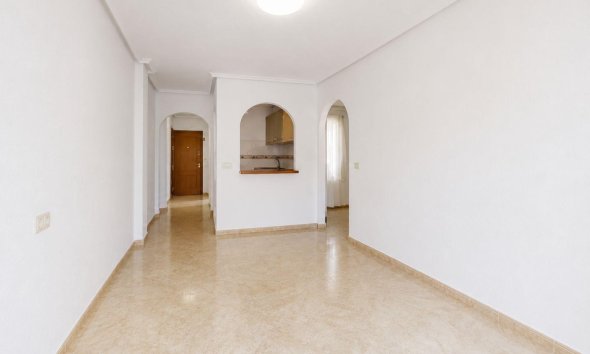 Resale - Apartment - Torrevieja - Centro