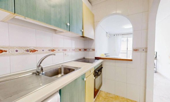 Resale - Apartment - Torrevieja - Centro
