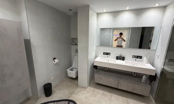 Resale - Apartment - Torrevieja - Acequion