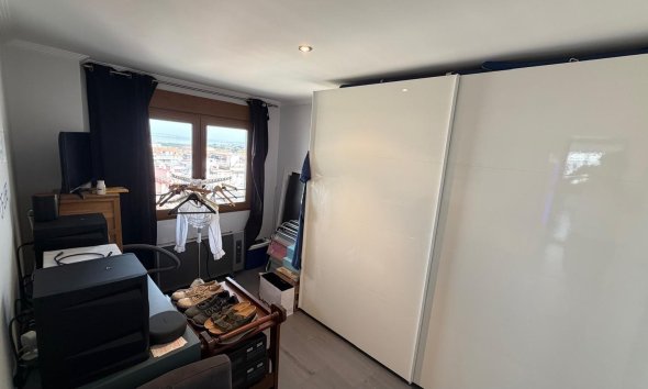 Resale - Apartment - Torrevieja - Acequion