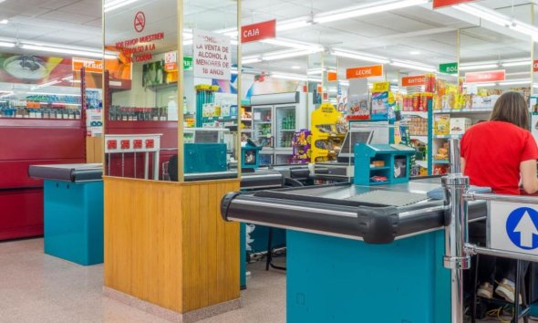 Resale - Commercial premises / Commercial unit / Retail space - Los Alcazares - Los Narejos-Punta Calera