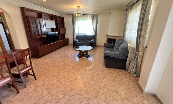 Resale - Villa - Torrevieja - Aguas Nuevas
