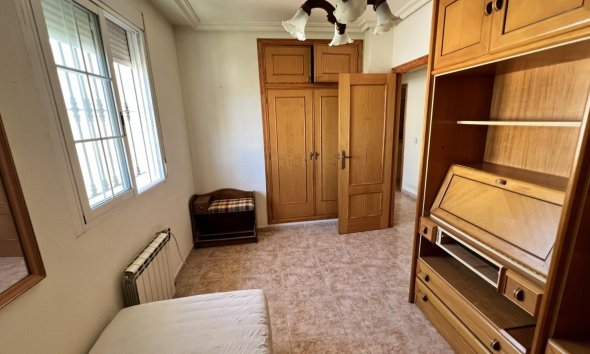 Resale - Villa - Torrevieja - Aguas Nuevas