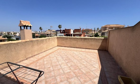 Resale - Villa - Torrevieja - Aguas Nuevas