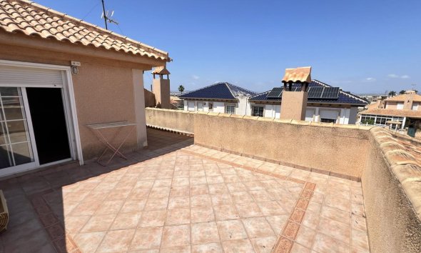 Resale - Villa - Torrevieja - Aguas Nuevas