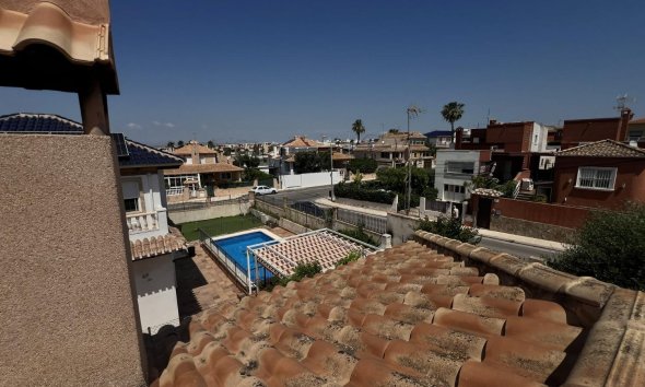 Resale - Villa - Torrevieja - Aguas Nuevas