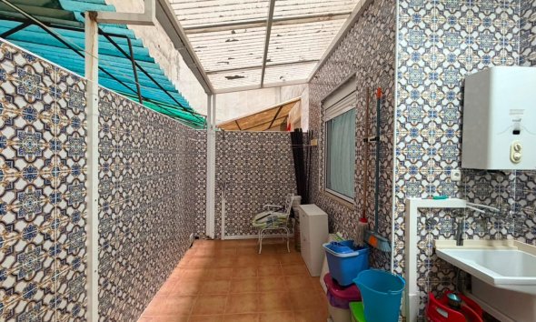 Resale - Apartment - Torrevieja - Acequion