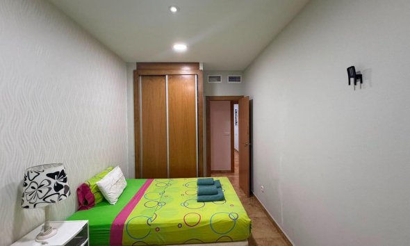 Resale - Apartment - Torrevieja - Acequion