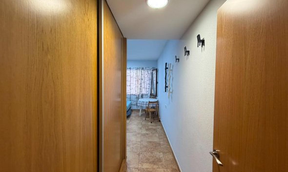 Resale - Apartment - Torrevieja - Acequion