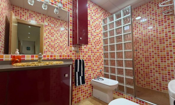 Resale - Apartment - Torrevieja - Acequion