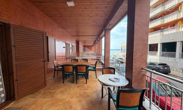 Resale - Apartment - Torrevieja - Acequion