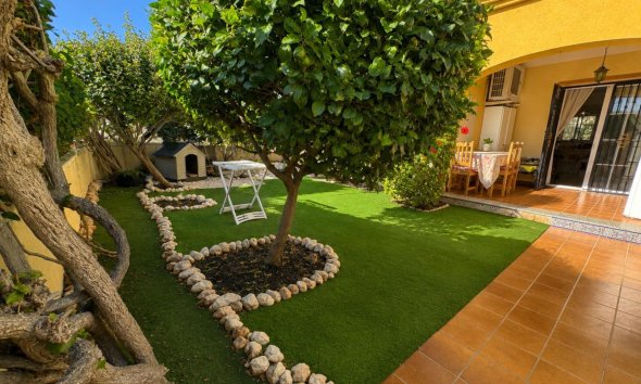 Resale - Bungalow - Orihuela Costa - Lomas de Cabo Roig