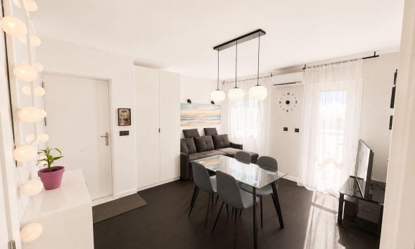 Reventa - Duplex - Torrevieja - Carrefour