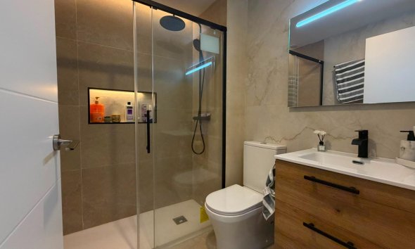 Resale - Bungalow - Torrevieja - La Veleta