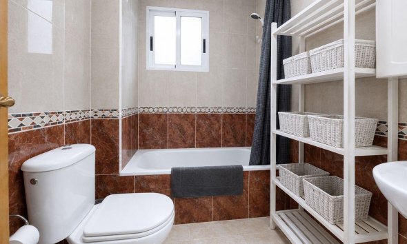 Resale - Apartment - Torrevieja - Centro