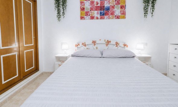 Resale - Apartment - Torrevieja - Centro