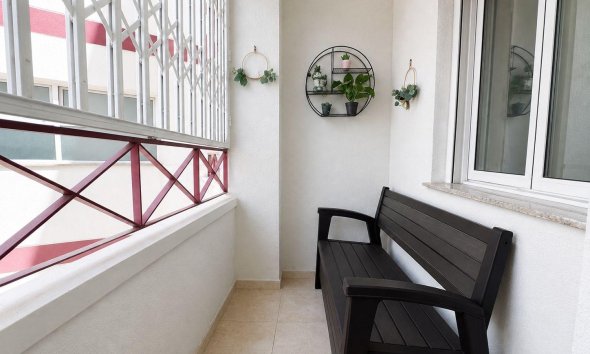 Resale - Apartment - Torrevieja - Centro