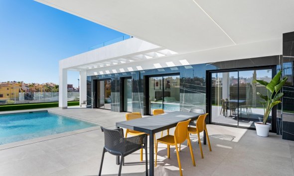Obra nueva - Villa / Casa - Algorfa