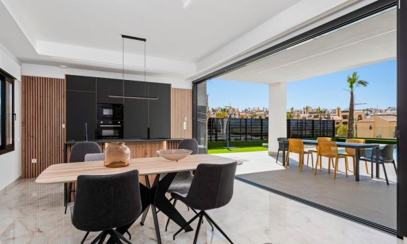 Obra nueva - Villa / Casa - Algorfa