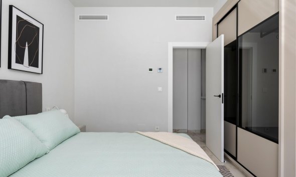 Obra nueva - Villa / Casa - Algorfa