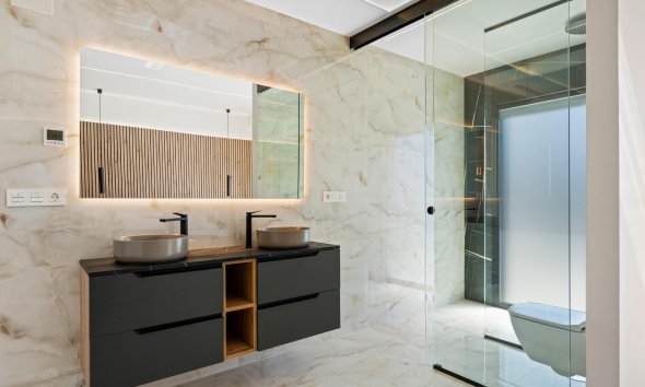 Obra nueva - Villa / Casa - Algorfa