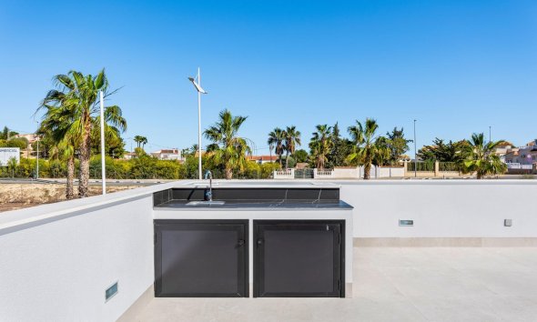 Obra nueva - Villa / Casa - Algorfa