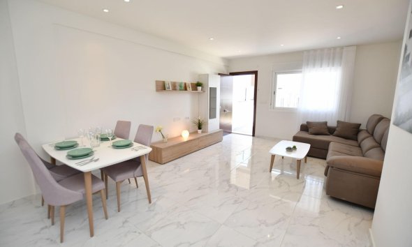 Obra nueva - Apartamento / Dúplex - San Miguel de Salinas