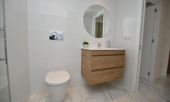 Obra nueva - Apartamento / Dúplex - San Miguel de Salinas