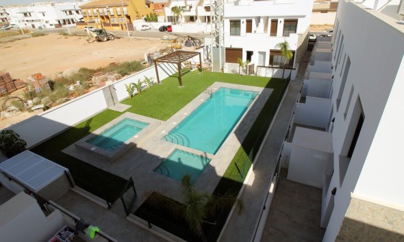 New Build - Terraced house / Townhouse - Pilar de la Horadada