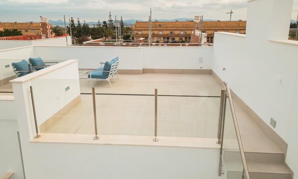 Obra nueva - Adosado - Los Alcazares - Los Alcázares