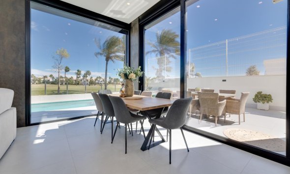 Obra nueva - Villa - Pilar de la Horadada