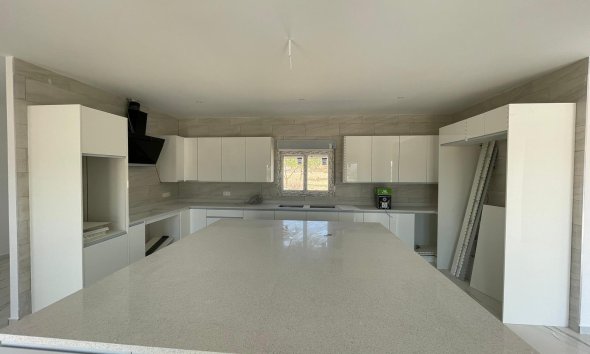 Obra nueva - Villa - Pinoso