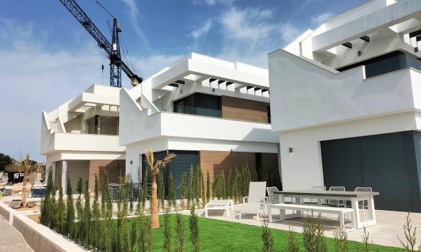 Obra nueva - Villa - Pilar de la Horadada