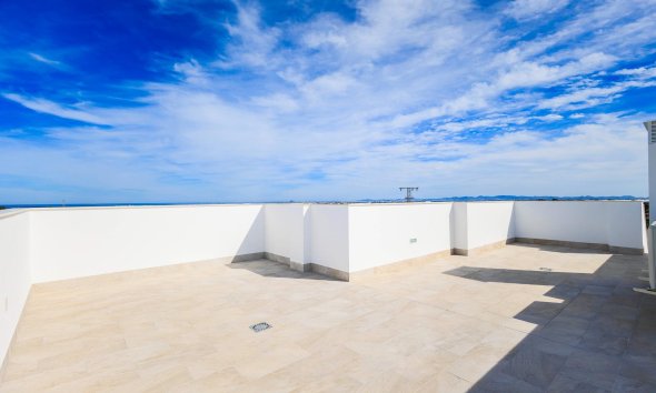 Obra nueva - Villa - Pilar de la Horadada