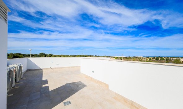Obra nueva - Villa - Pilar de la Horadada