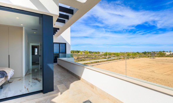 Obra nueva - Villa - Pilar de la Horadada