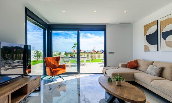 Obra nueva - Villa - Pilar de la Horadada