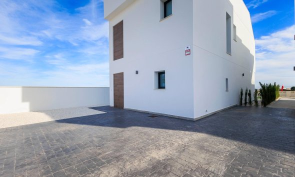Obra nueva - Villa - Pilar de la Horadada