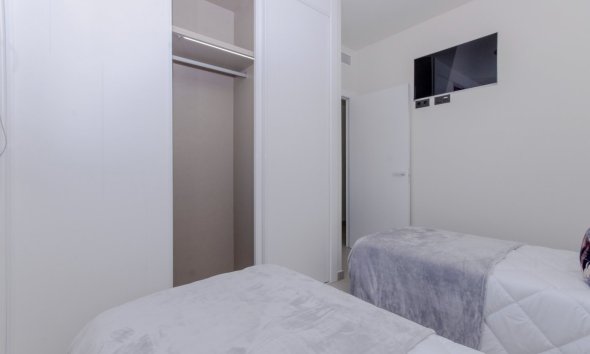 Obra nueva - Adosado - Torrevieja