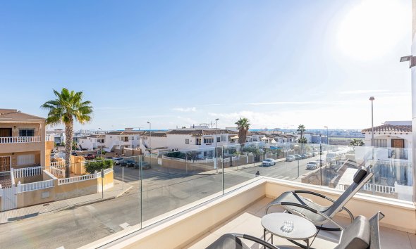 Resale - Villa - Orihuela Costa