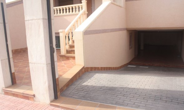 Obra nueva - Adosado - Torrevieja