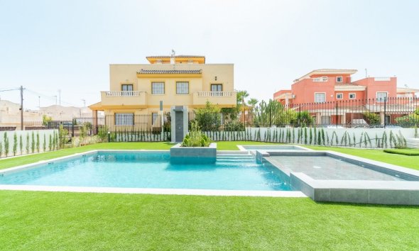 New Build - Terraced house / Townhouse - Torrevieja