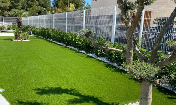 Obra nueva - Villa / Casa - Finestrat