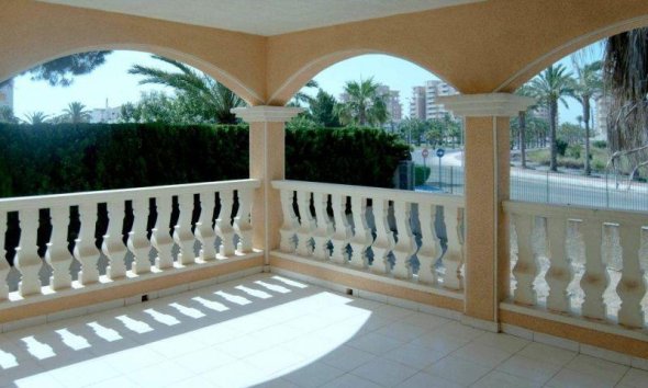 Obra nueva - Villa - La Manga del Mar Menor