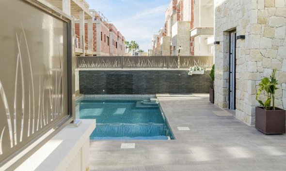 Obra nueva - Villa - Rojales