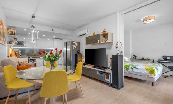 Resale - Apartment - Orihuela Costa - Lomas del Golf