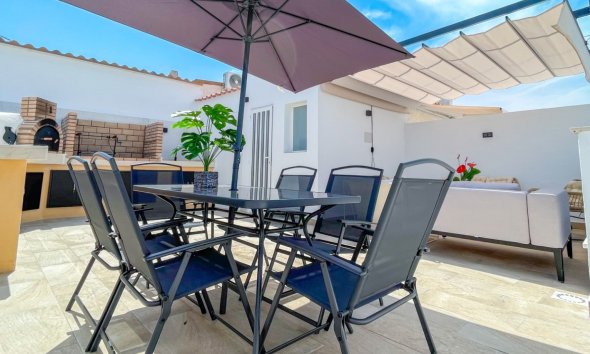 Resale - Terraced house / Townhouse - Torrevieja - Nueva Torrevieja