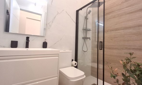 Resale - Terraced house / Townhouse - Orihuela - Playa Flamenca